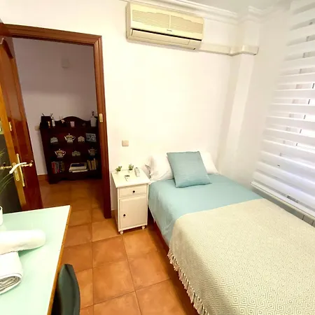 Hevres Centro Habitacion Homestay Malaga